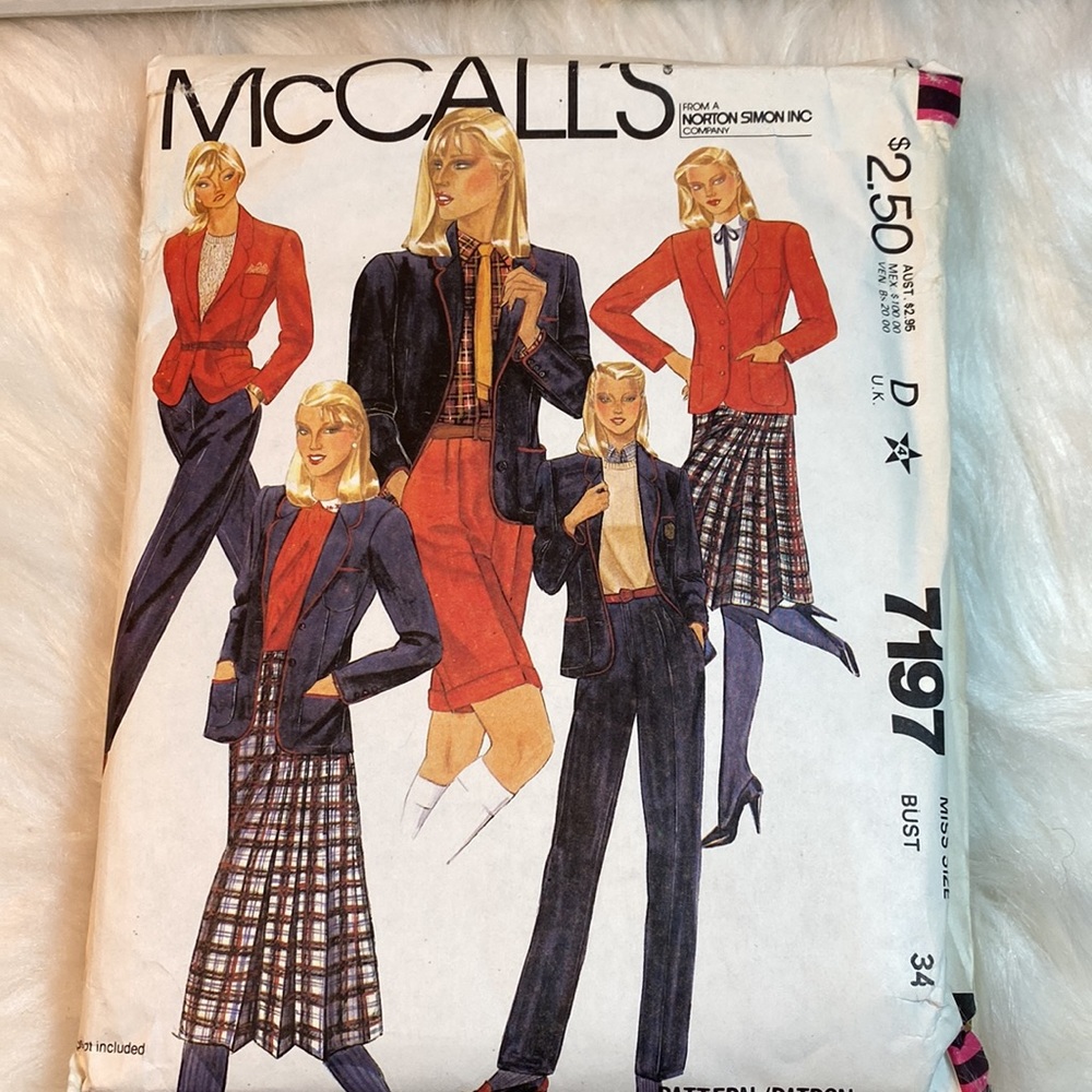 McCall’s Patterns - Picture 9 of 12